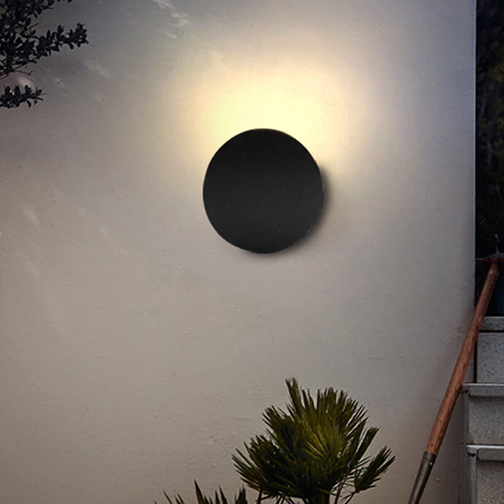 Modern Minimalist Pebble-Shaped Waterproof Outdoor Wall Light