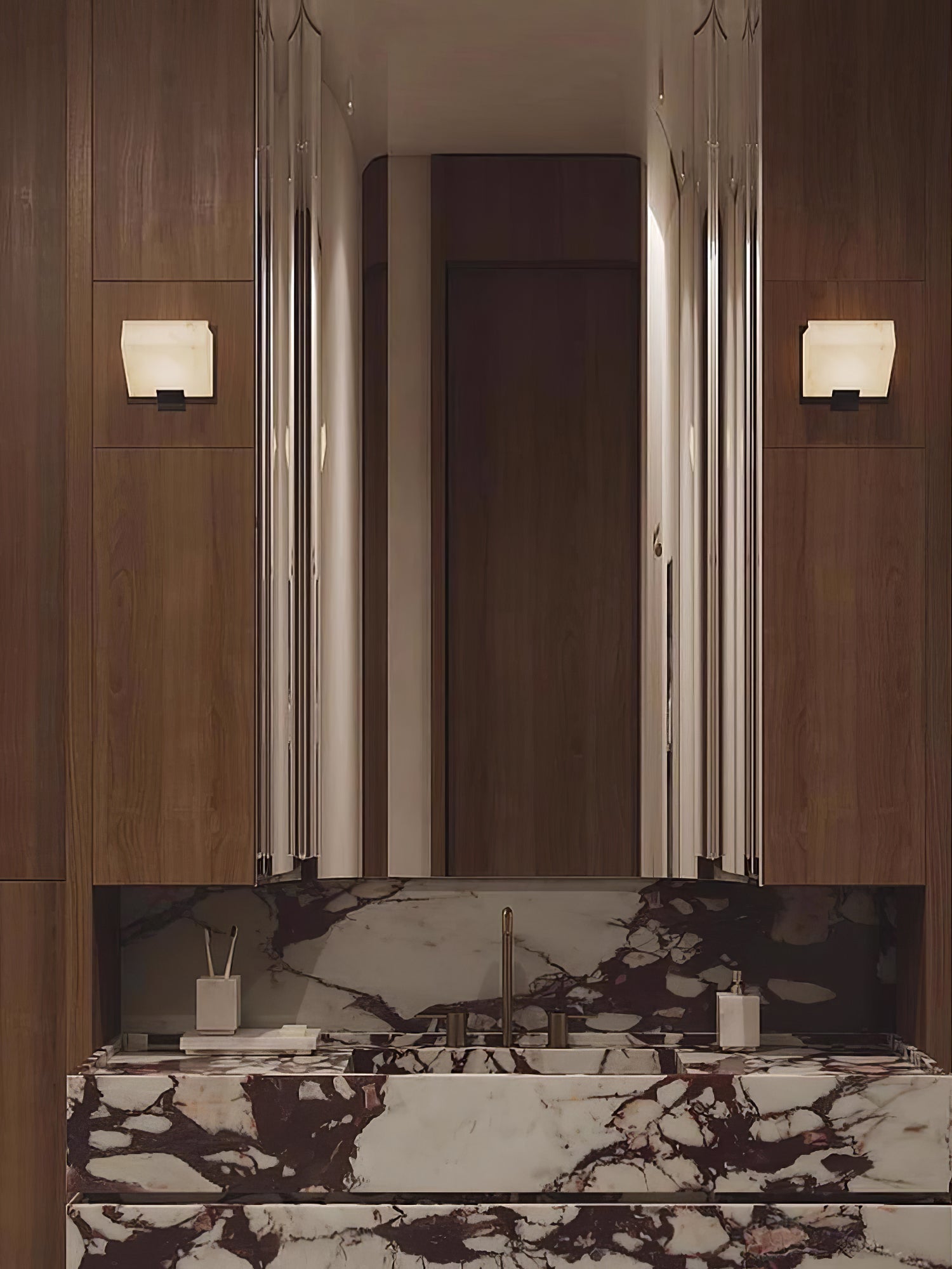 Vimiryra Wall Sconce in Alabaster
