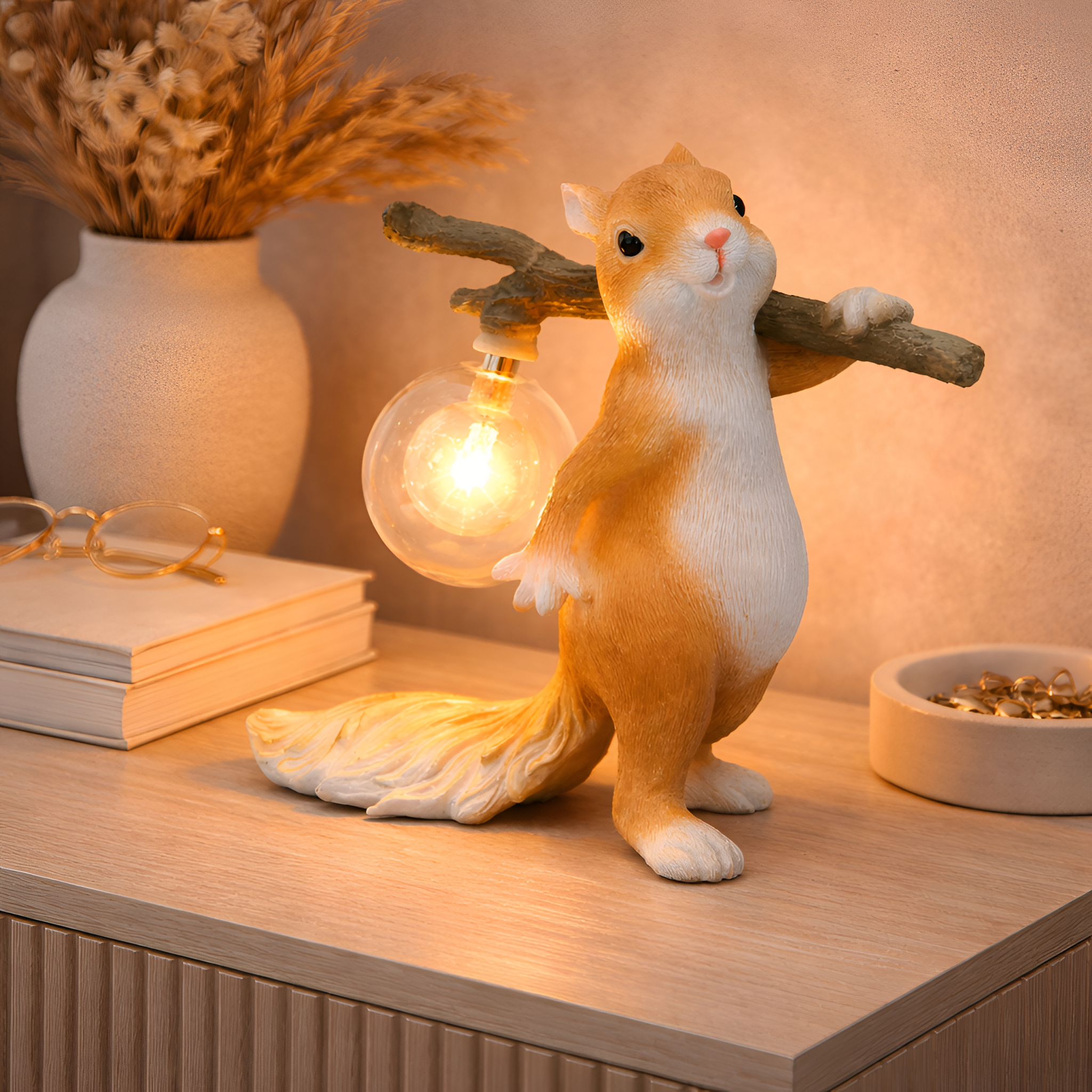 Nyx - Resin Squirrel LED Night Light Table Lamp