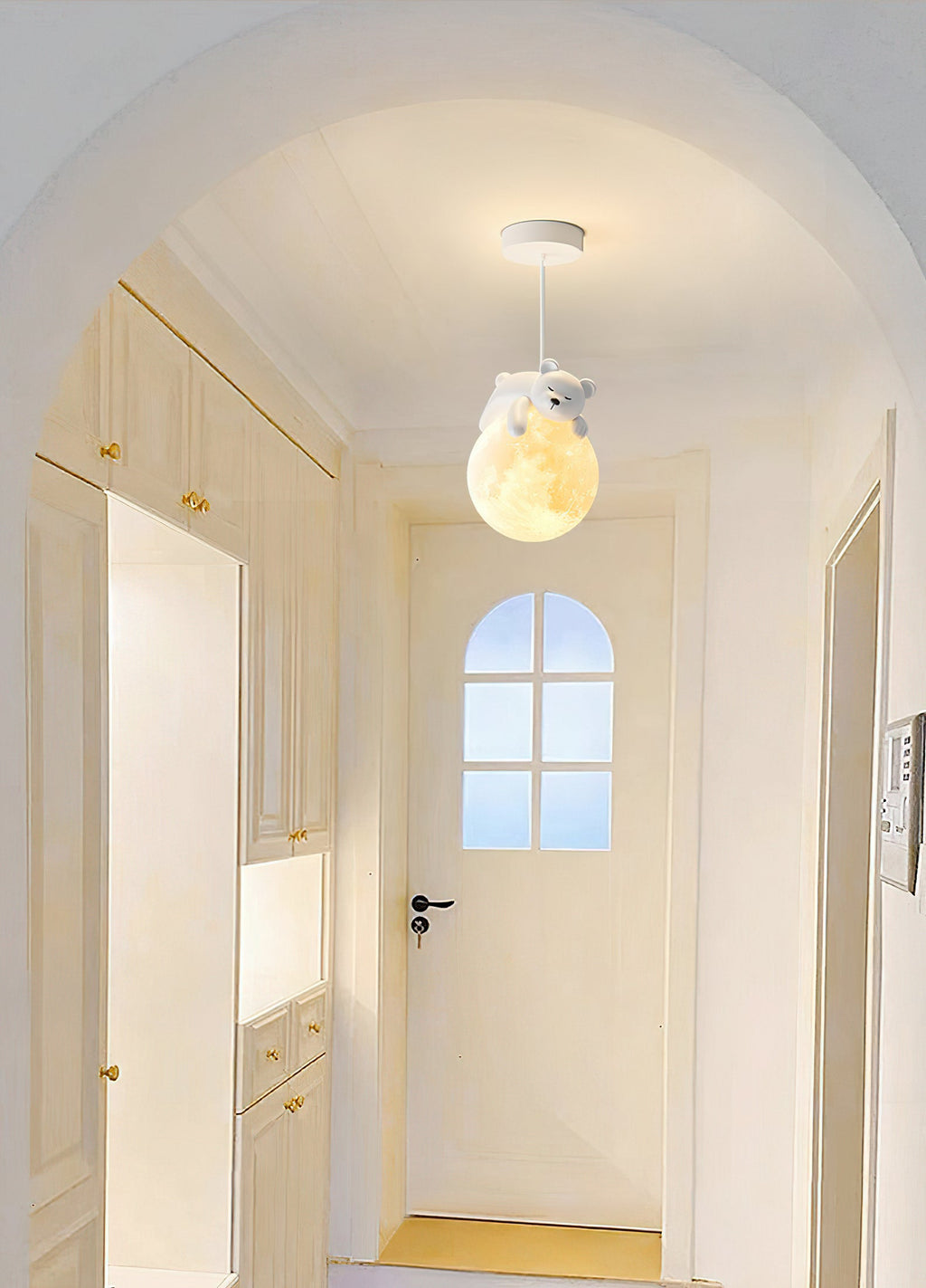 Cream Style Animal Pendant Lamp