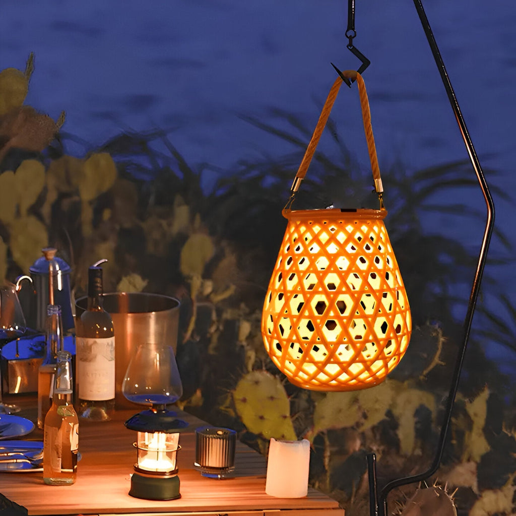 Isavora - Solar Garden Lamp with Woven Bamboo Look
