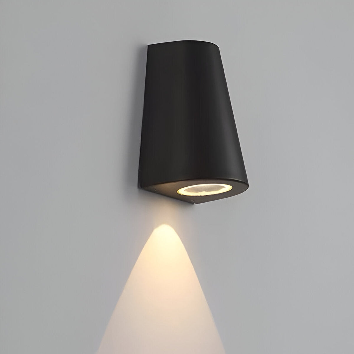 Nordic Aluminum Waterproof Outdoor Wall Light