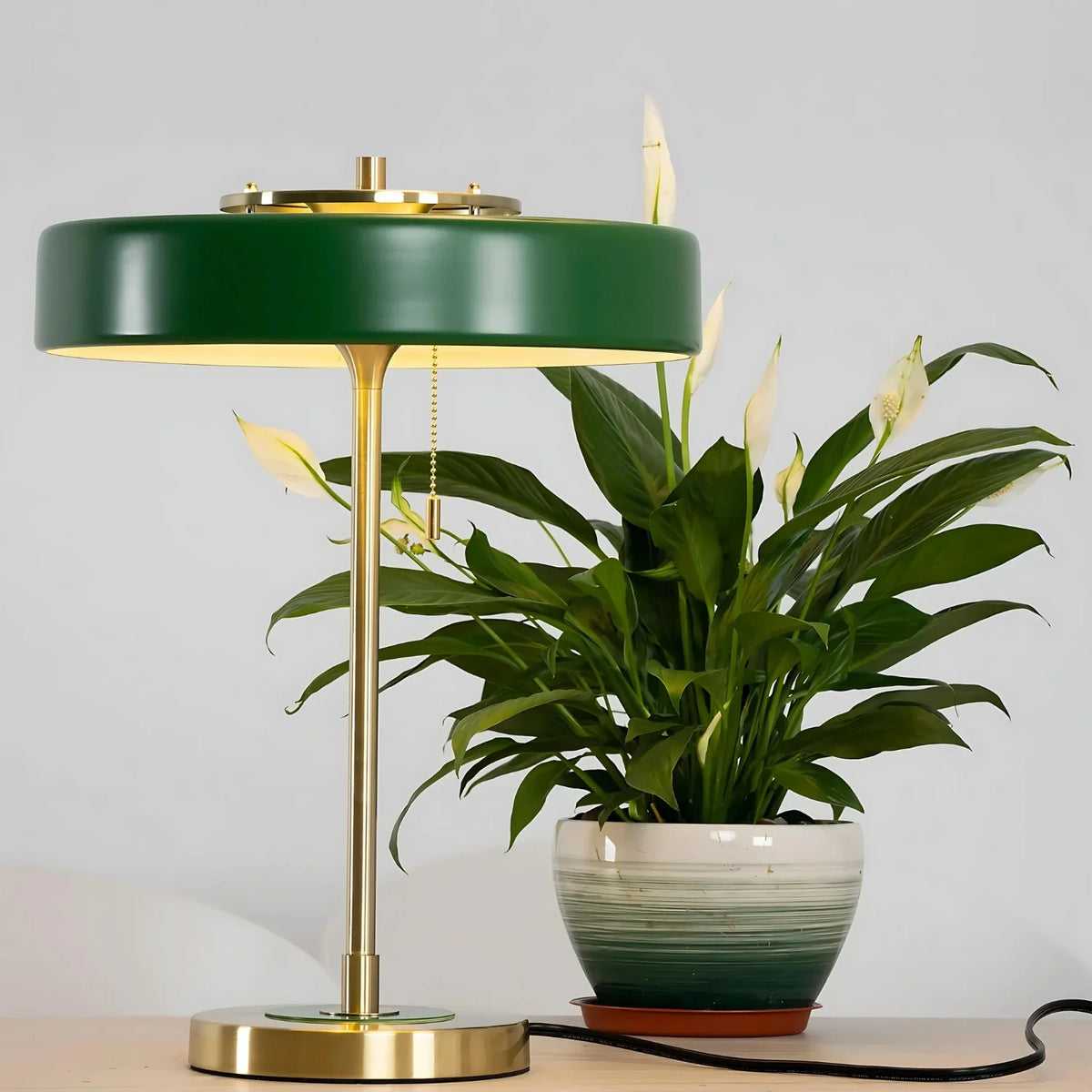 Radiant Tower of Light Minimalist Metal Table Lamp
