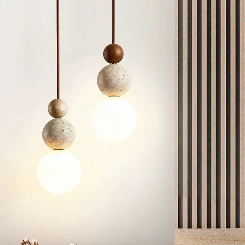 Modern pendant lamp with spherical details