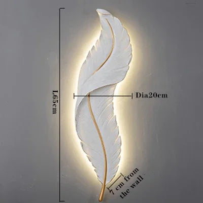 Feather-Shaped Wall Lamp – Subtle Elegance and Ambient Light