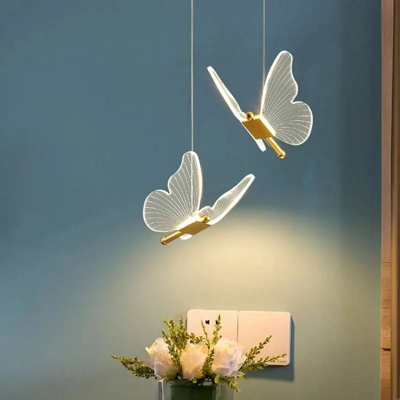LED Pendant Lamp in the Shape of a Butterfly – Designer Lighting for Bedrooms and Living Rooms