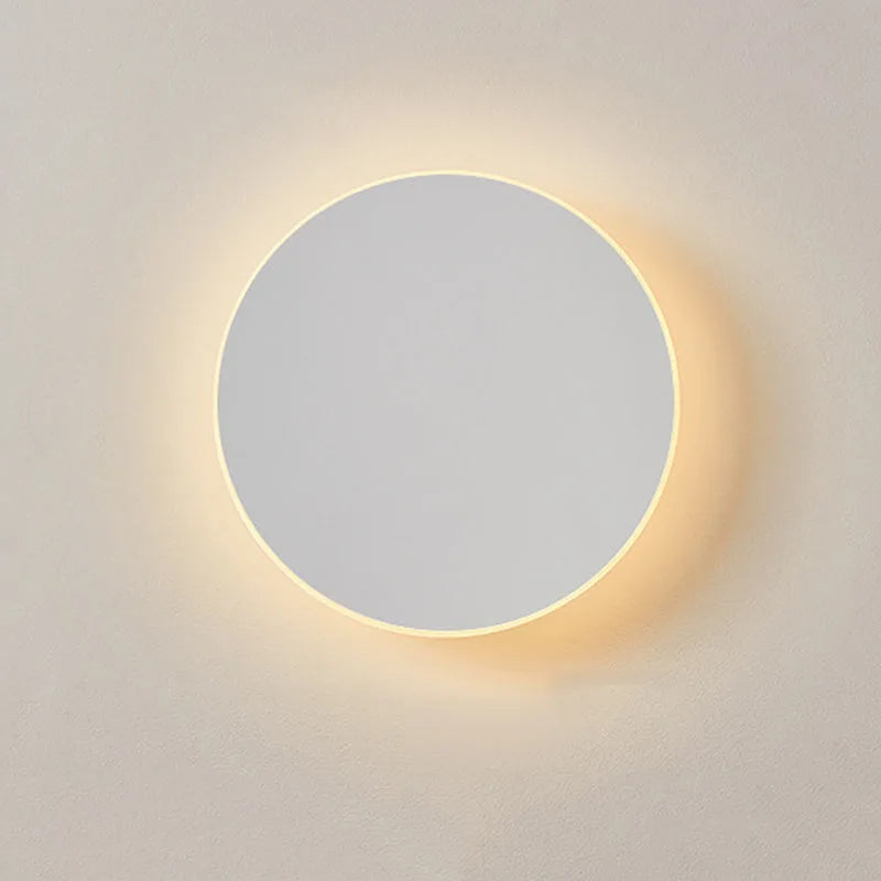 Modern Round LED Wall Sconce – Minimalist Exterior Lighting