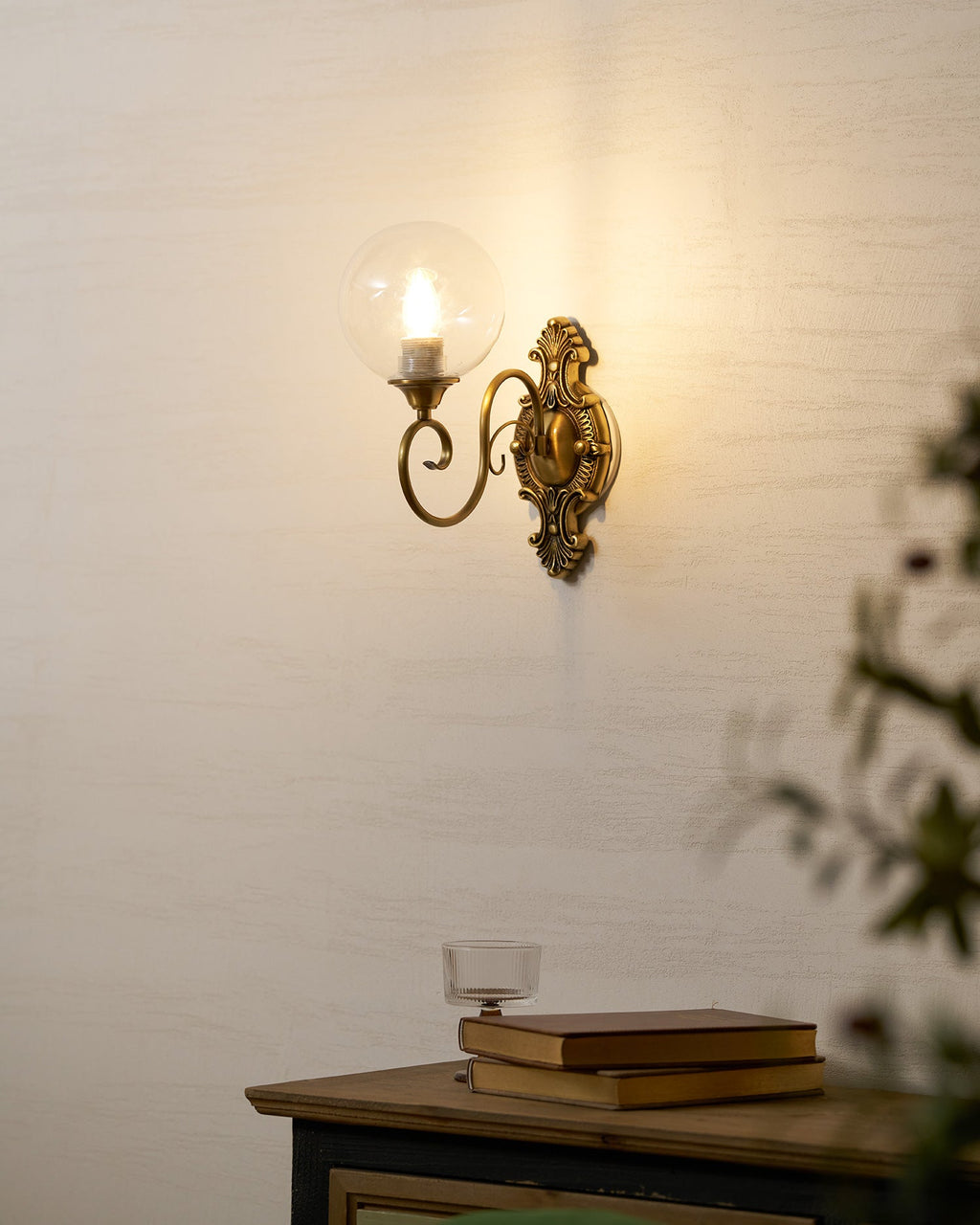 Vintarose Wall Lamp