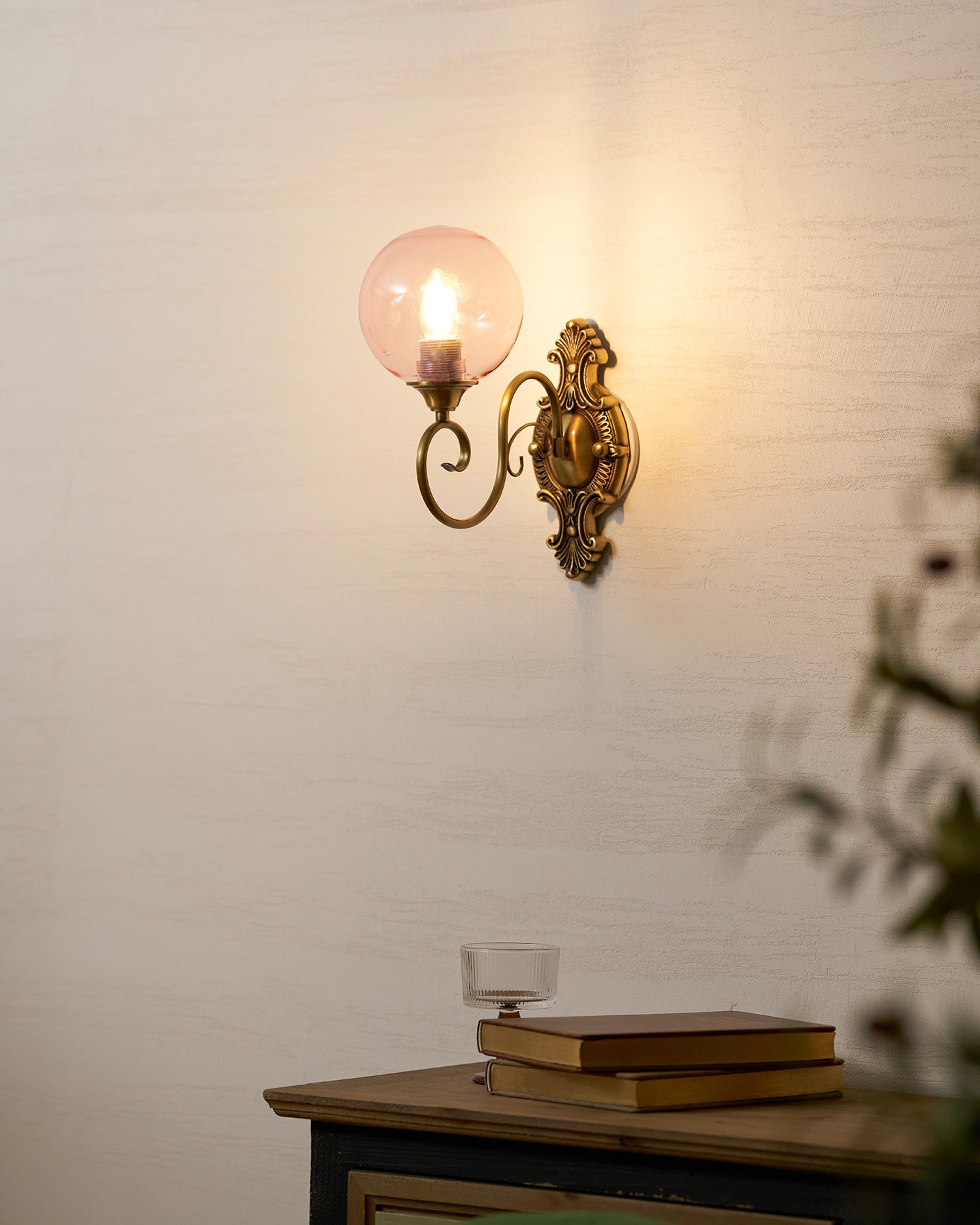 Vintarose Wall Lamp