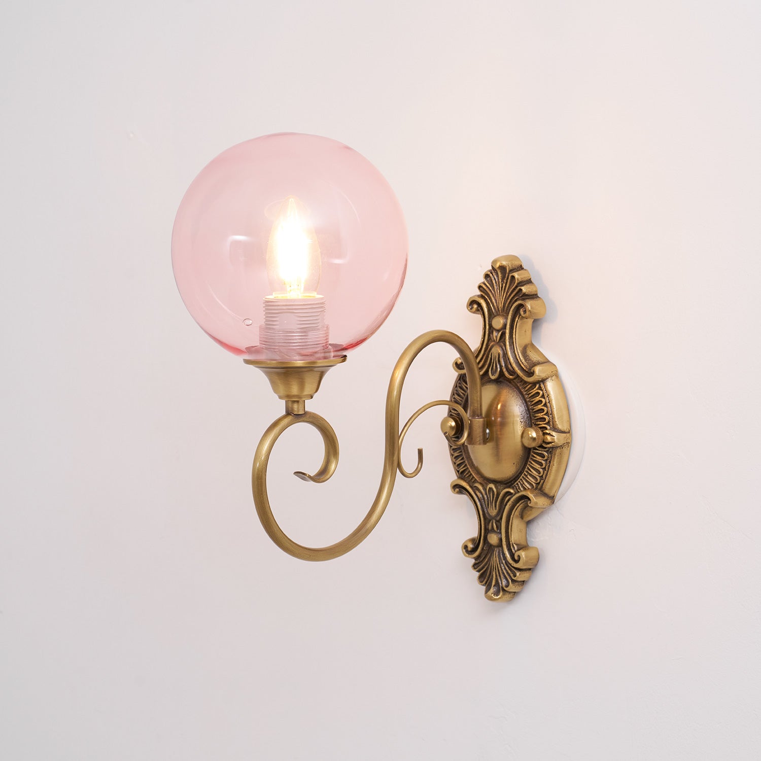Vintarose Wall Lamp
