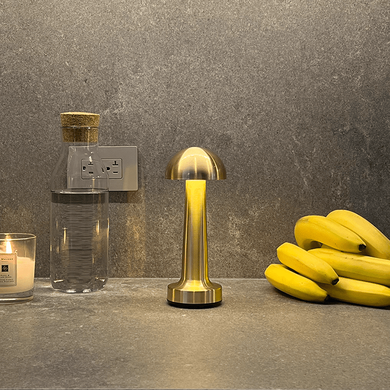 Claro Rechargeable Table Lamp