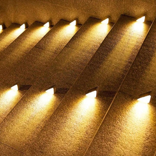 Solar-Powered Stair Lighting - SoluStep