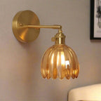 Retro wall lamp in the shape of a tulip flower – wall sconce with glass shade and gold finish
