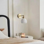 Retro wall lamp in the shape of a tulip flower – wall sconce with glass shade and gold finish