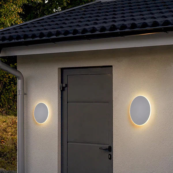 Modern Round LED Wall Sconce – Minimalist Exterior Lighting